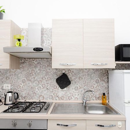 Vivimihome - Crespi House A 3 Minuti Dalla Metro Milánó Kültér fotó